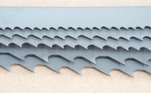 辽宁带锯床上的钢丝刷，对于带锯条的重要性